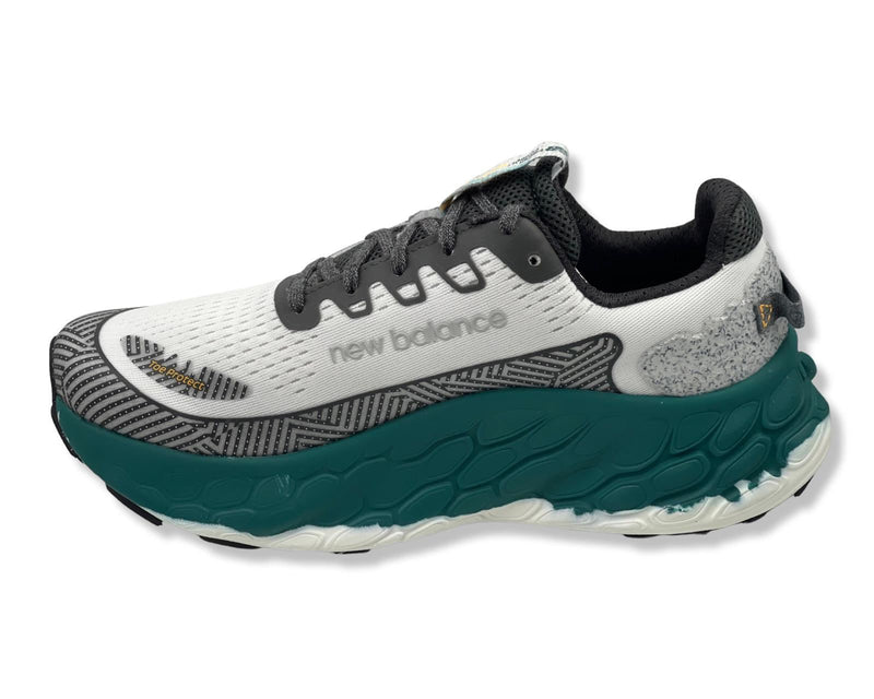 New Balance MTMORLW3 2E Trail Running Shoes with Vibram Sole